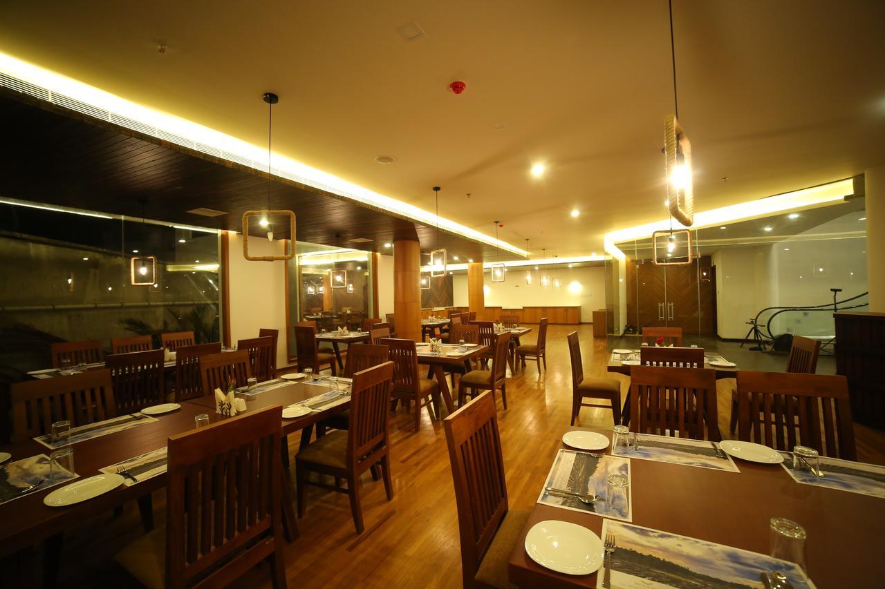 伍迪斯布莱休酒店 科泽科德 外观 照片