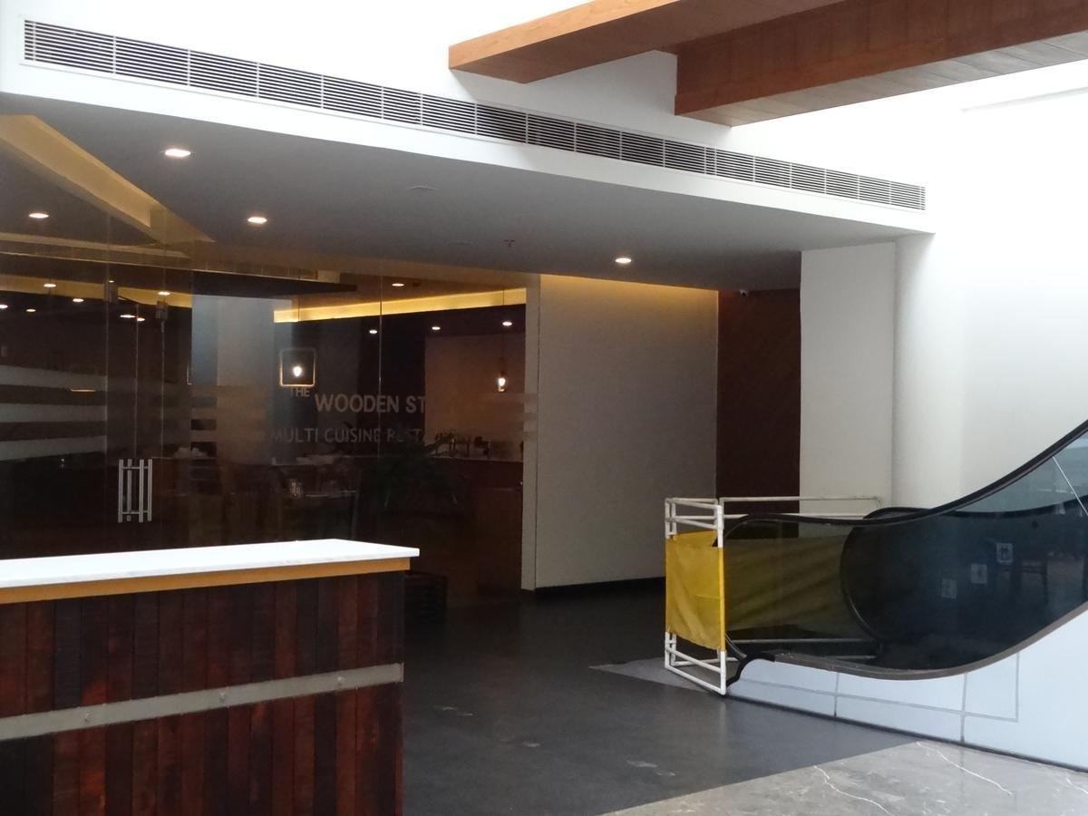 伍迪斯布莱休酒店 科泽科德 外观 照片
