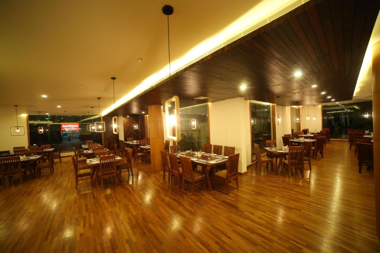 伍迪斯布莱休酒店 科泽科德 外观 照片